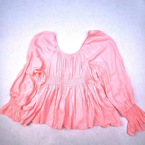 Torrid Top Womens 1X Pink Challis Ruffle Smocked Waist Peplum Blouse Romantic - Picture 2 of 7